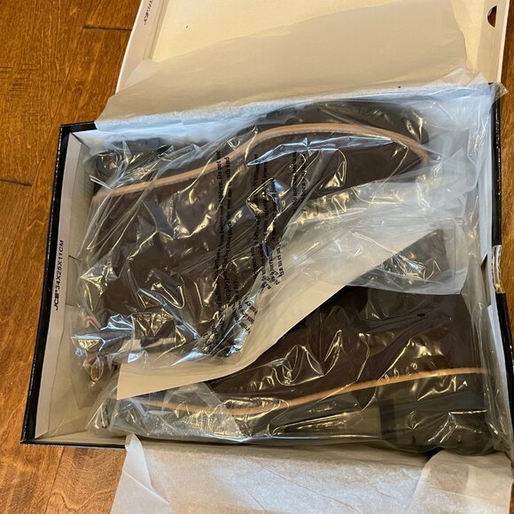 Blondo Waterproof Lug Sole Chelsea Boot (Women) - Picture 5 of 6